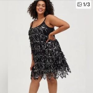 Torrid Black & Gold Sequin Dress - Size 4 - 26/26 - NWT